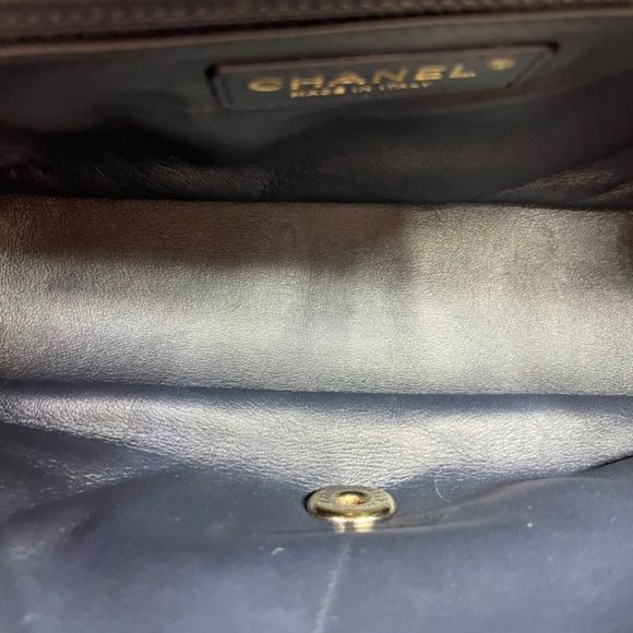 Chanel navy lambskin two flap top handle bag - Picture 4 of 6